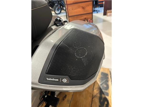 2023 harley-davidson FLHXSE Street Glide CVO 121