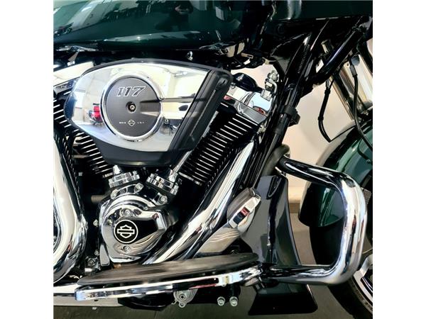 HARLEY-DAVIDSON ROAD GLIDE