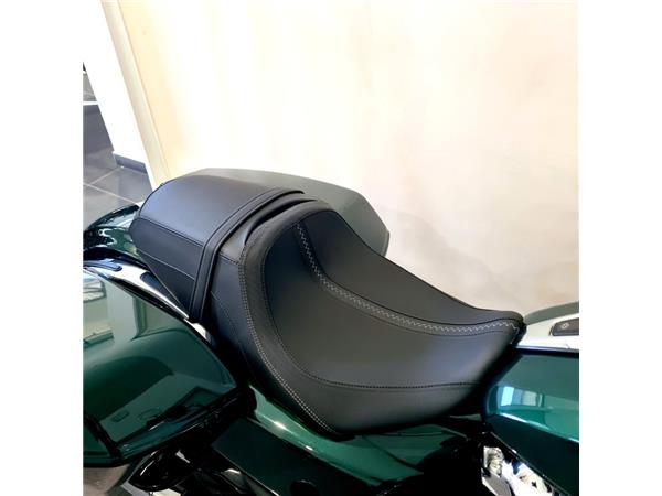 HARLEY-DAVIDSON ROAD GLIDE