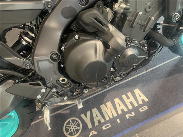 2025 Yamaha MT-09 Y-AMT, Only 185m , Yamaha warranty till November 2028 !