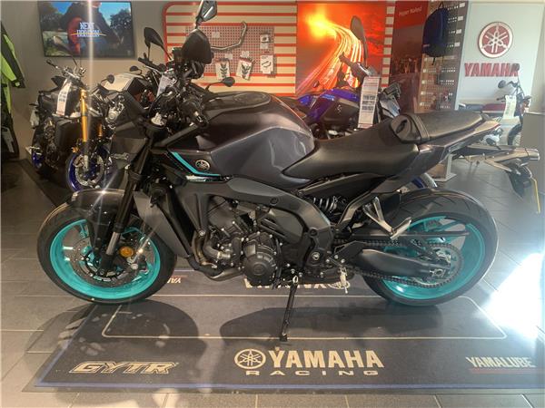 2025 Yamaha MT-09 Y-AMT, Only 185m , Yamaha warranty till November 2028 !