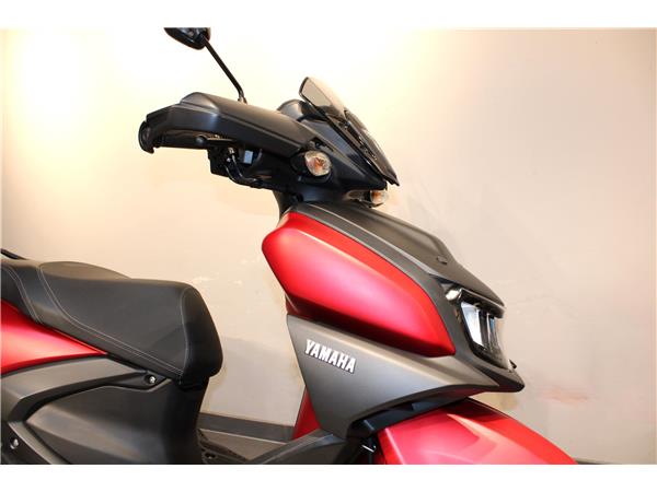 YAMAHA RAYZR 125