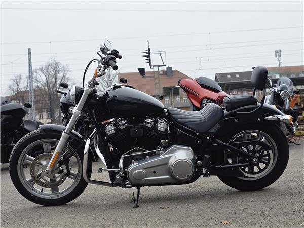 2022 Softail Standard