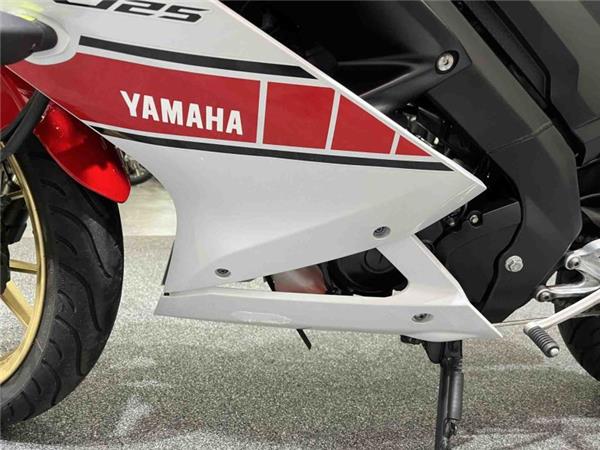 2022 Yamaha YZF R125 White