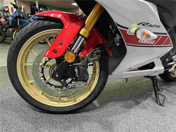 2022 Yamaha YZF R125 White