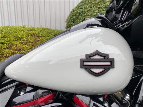 2019 HARLEY-DAVIDSON STREET GLIDE