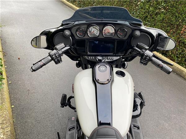 2019 HARLEY-DAVIDSON STREET GLIDE