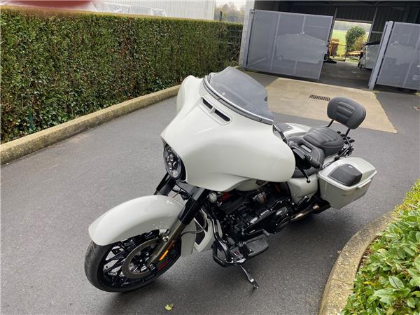 2019 HARLEY-DAVIDSON STREET GLIDE