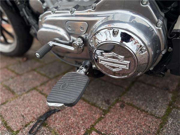 Sportster XL883 Superlow 