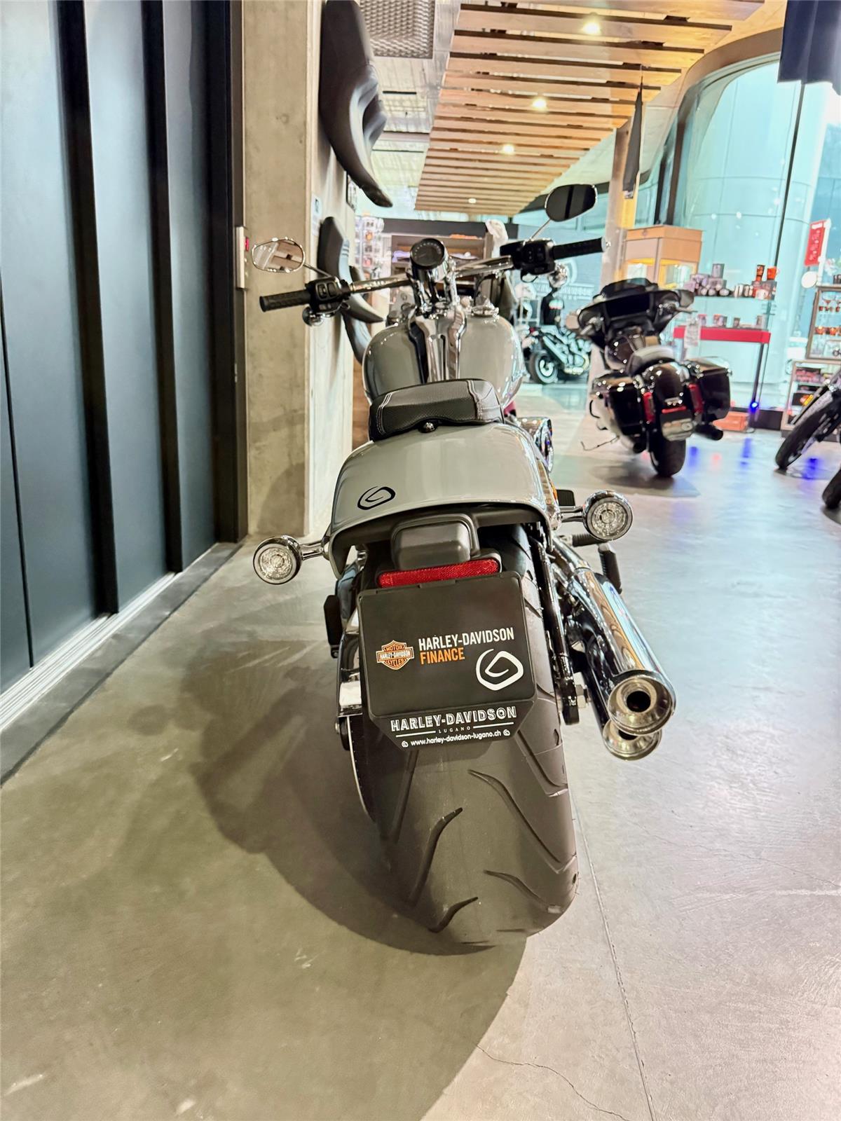2025 harley-davidson FXBR 1923 Breakout 117