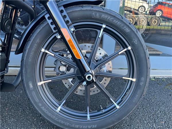 2019 HARLEY-DAVIDSON SPORTSTER XL883N IRON