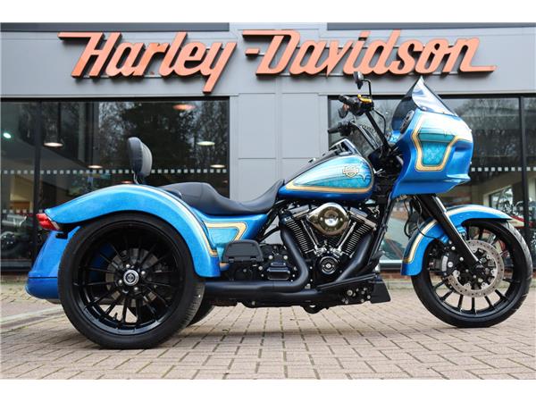2024 HARLEY-DAVIDSON TRIKE FLRT FREEWHEELER