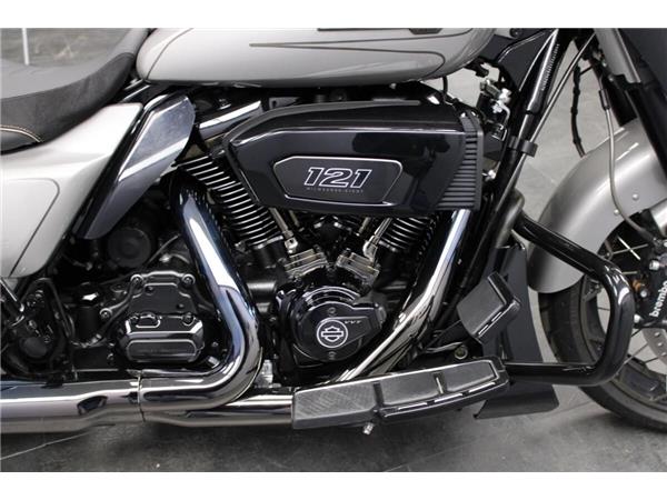 2023 Harley-Davidson CVO Street Glide