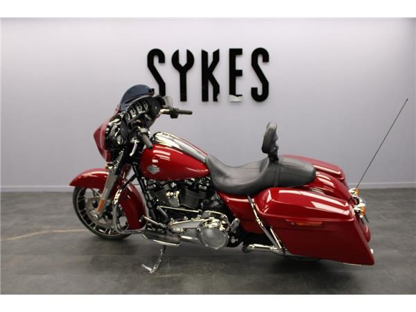 2021 Harley-Davidson Street Glide Special