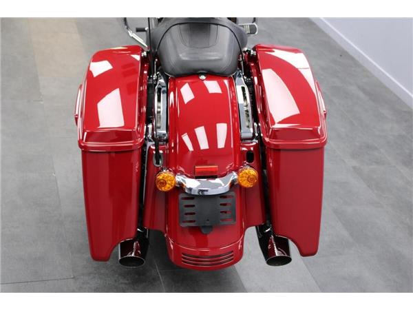 2021 Harley-Davidson Street Glide Special