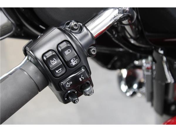 2021 Harley-Davidson Street Glide Special