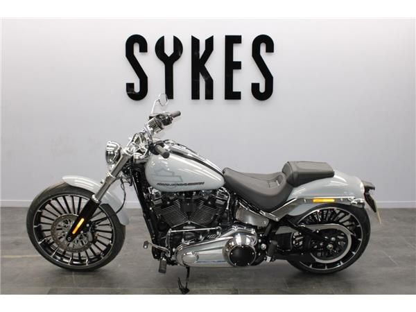 2025 Harley-Davidson Breakout