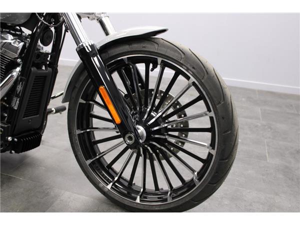 2025 Harley-Davidson Breakout