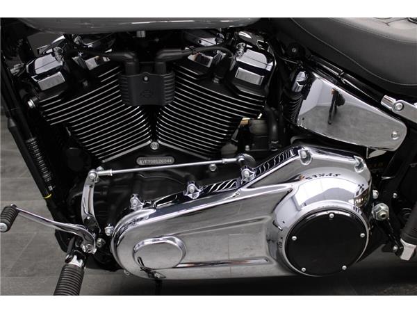 2025 Harley-Davidson Breakout