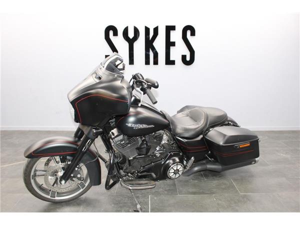 2015 Harley-Davidson Street Glide