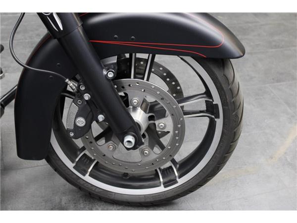 2015 Harley-Davidson Street Glide