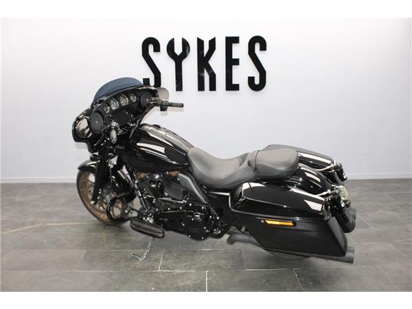 2022 Harley-Davidson Street Glide ST