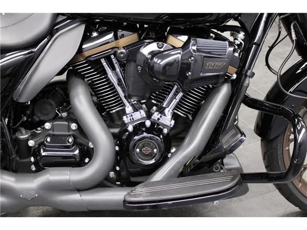 2022 Harley-Davidson Street Glide ST