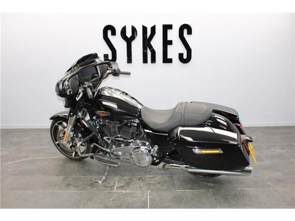 2024 Harley-Davidson Street Glide