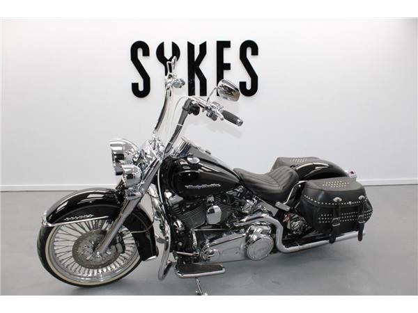 2017 Harley-Davidson Softail Deluxe