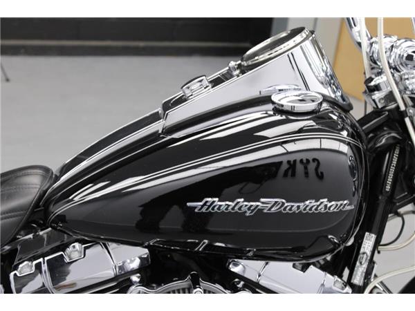 2017 Harley-Davidson Softail Deluxe