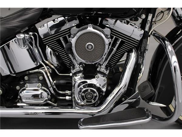 2017 Harley-Davidson Softail Deluxe