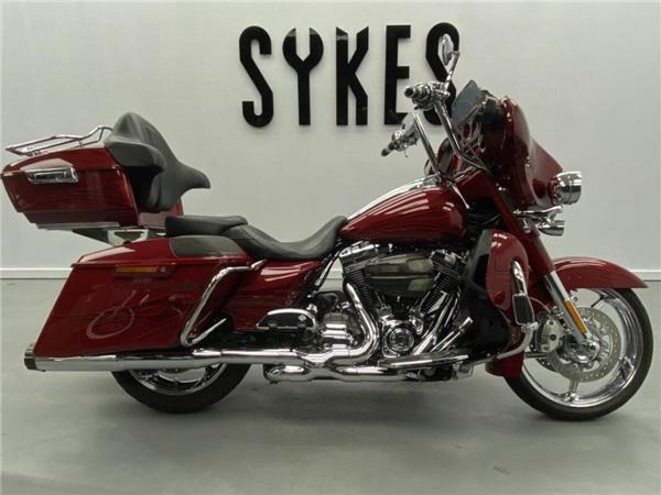 2016 Harley-Davidson CVO Street Glide