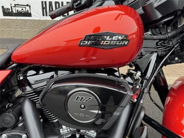 2024 Harley-Davidson Street Glide