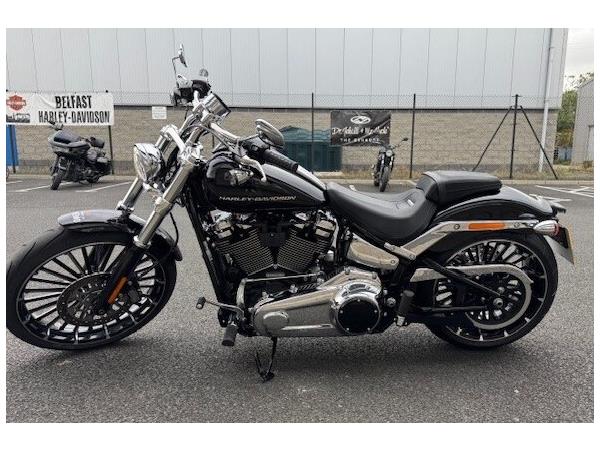 2025 Harley-Davidson Breakout