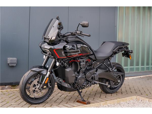 2025 Harley-Davidson Pan America 1250 ST