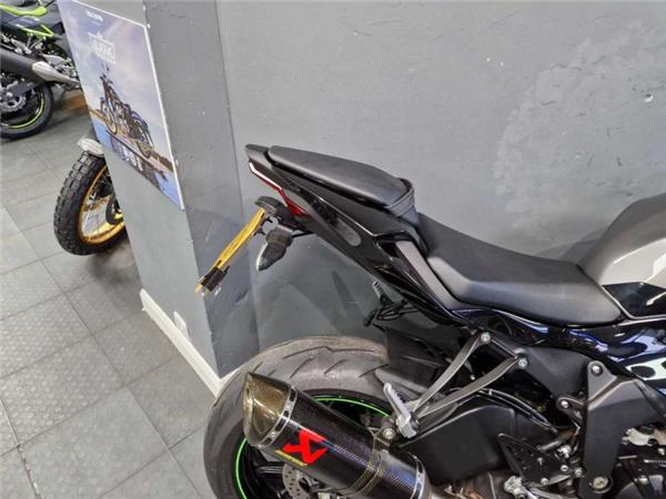 2024 Kawasaki ZX 636 Jrfan Grey