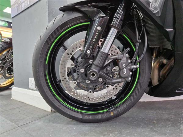 2024 Kawasaki ZX 636 Jrfan Grey