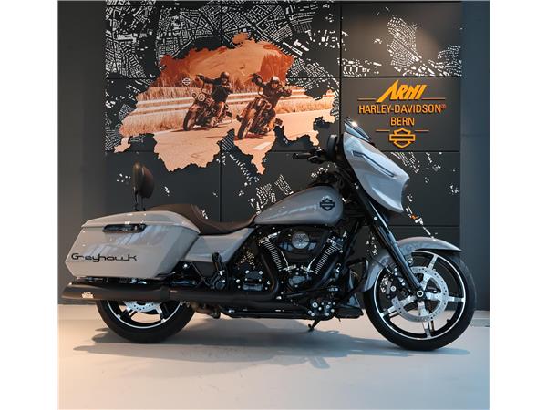 2024 harley-davidson FLHX Street Glide Black Finish 117