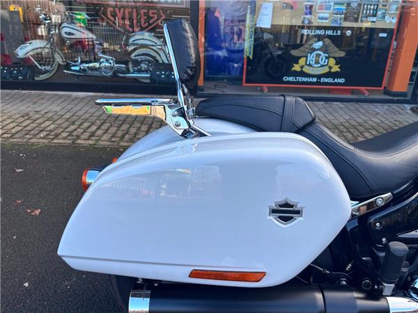 2021 HARLEY-DAVIDSON SOFTAIL FLSB SPORT GLIDE