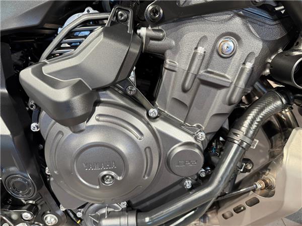 2025 YAMAHA MT-07 Y-AMT