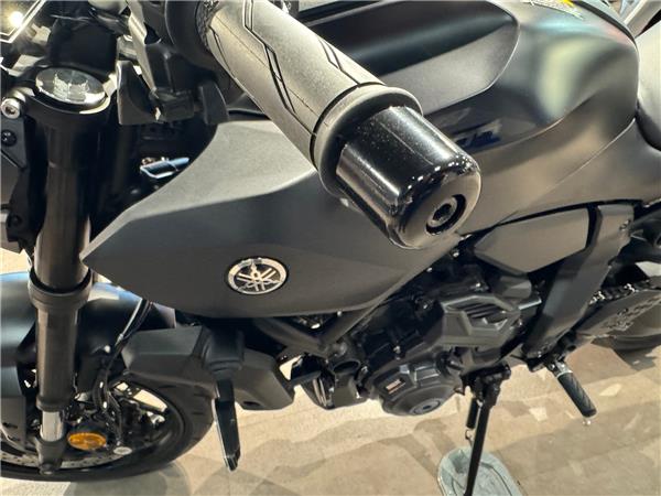 2025 YAMAHA MT-07 Y-AMT