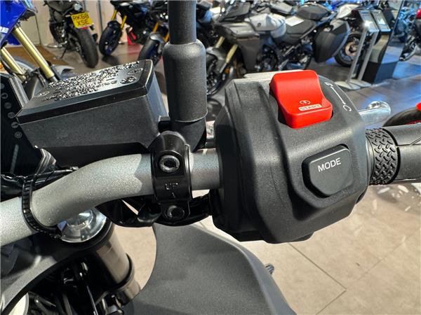 2025 YAMAHA MT-07 Y-AMT