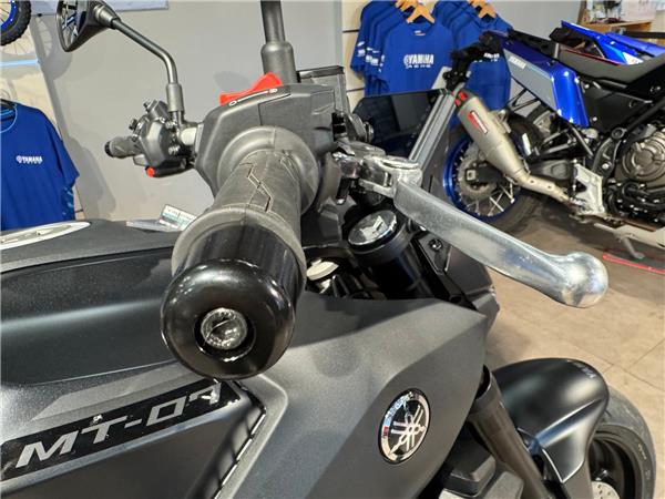 2025 YAMAHA MT-07 Y-AMT