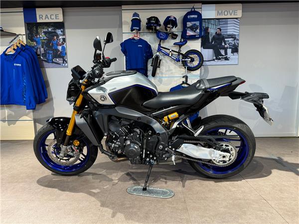 2025 YAMAHA MT-09 SP