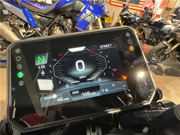 2025 YAMAHA MT-09 SP