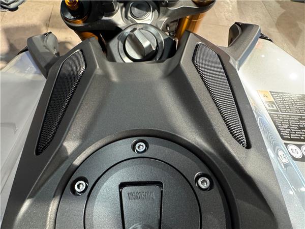 2025 YAMAHA MT-09 SP