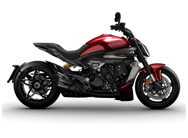XDiavel V4