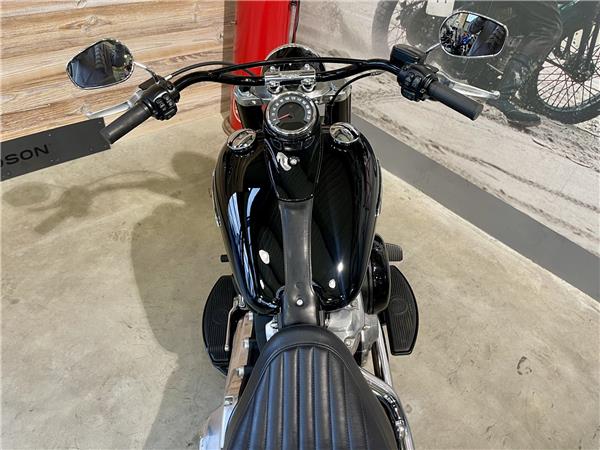 2020 HARLEY-DAVIDSON SLIM