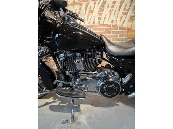 2017 harley-davidson FLHXS Street Glide Special 107 ABS