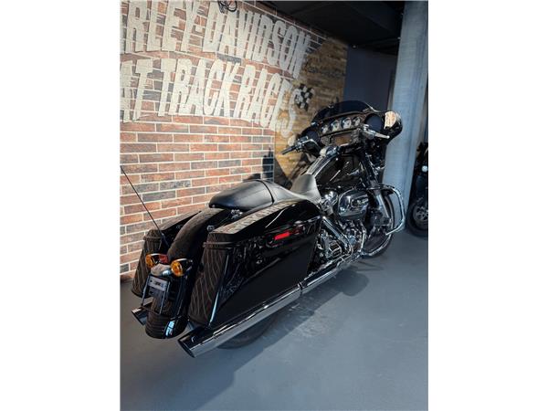 2017 harley-davidson FLHXS Street Glide Special 107 ABS